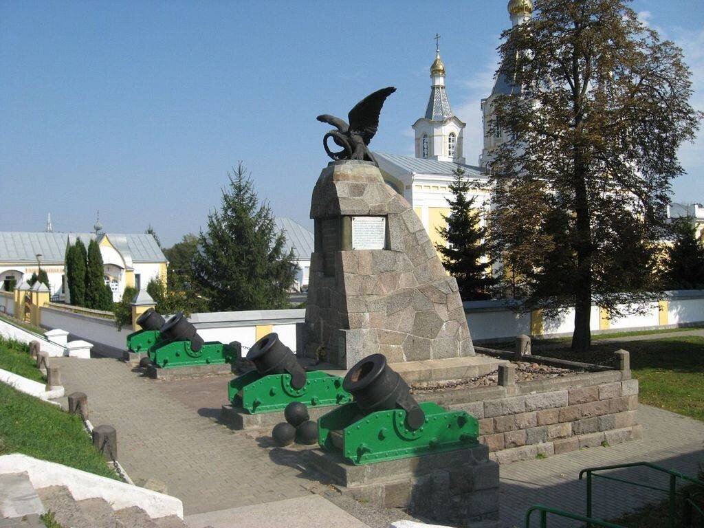Памятник в честь победы под Кобрином